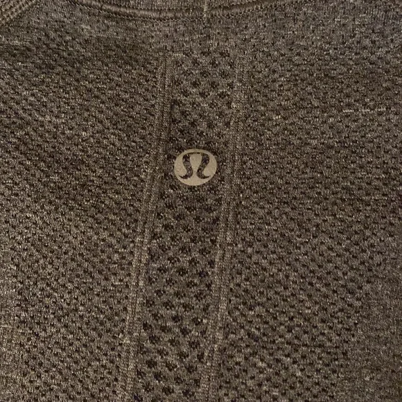 Lululemon Swiftly Tech Long Sleeve Crew Size 6 - Picture 4 of 8